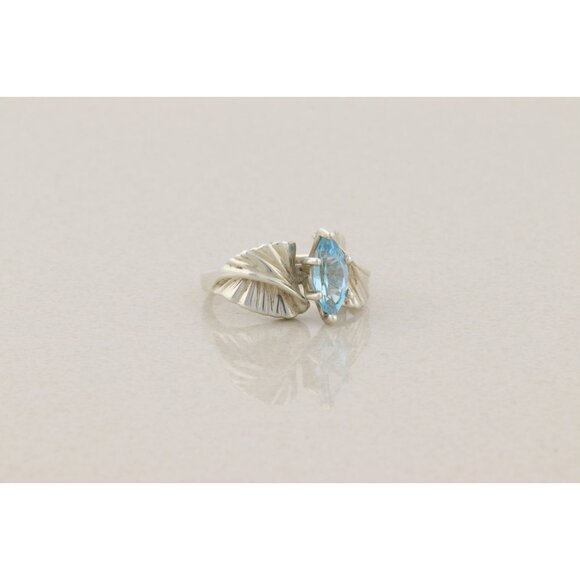 Sterling Silver Natural Blue Topaz Ring Size 8 - Picture 3 of 7